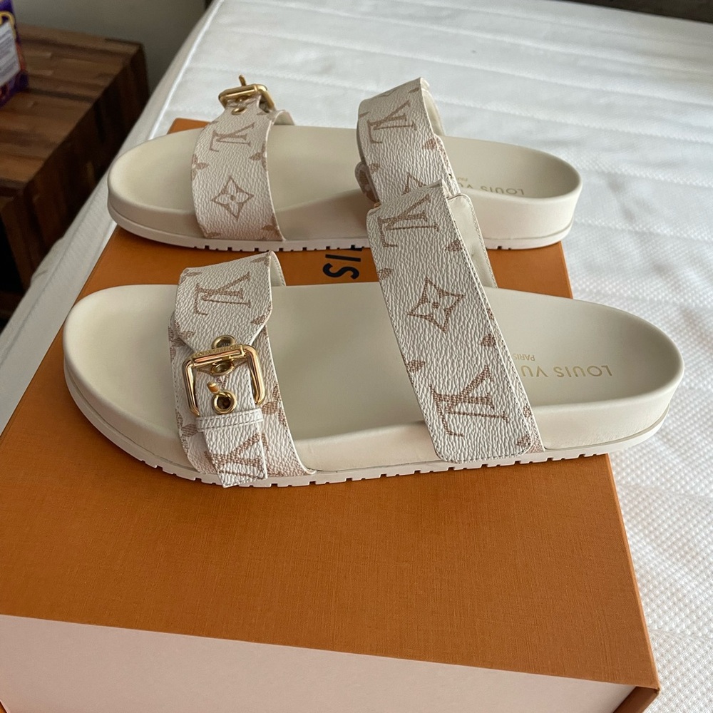 Authentic Louis Vuitton Bom Dia comfort Flat like new size 41 (US10) - Picture 3 of 13